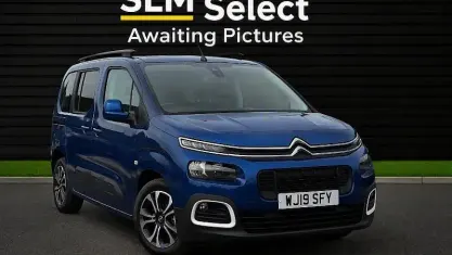 Used Citroën Berlingo Flair 102 HP (75 kW) 2019 Blue MPV