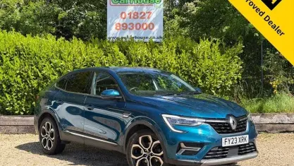 Używany Renault Arkana Techno 143 KM (105 kW) 2023 Niebieski SUV