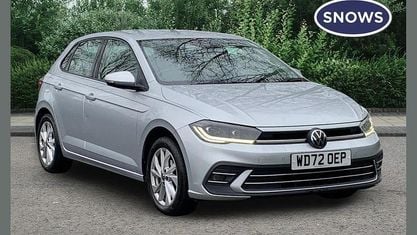 Usado VW Polo Style 95 HP (69 kW) 2023 Prateado Citadino