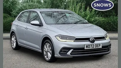 Used VW Polo Style 95 HP (69 kW) 2023 Reflex silver Hatchback