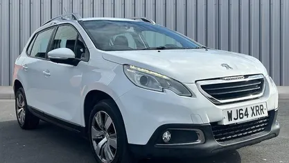 Used Peugeot 2008 Active 92 HP (67 kW) 2014 White SUV