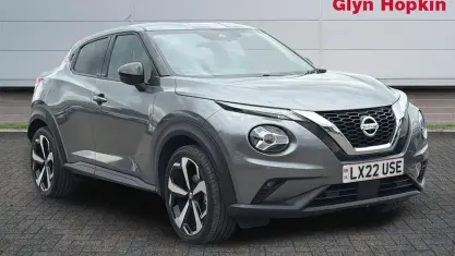 Second-hand Nissan Juke Tekna 114 CP (83 kW) 2022 Gri SUV