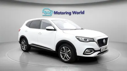 White Used 2022 MG HS Exclusive SUV | £14,800 (Fair price)