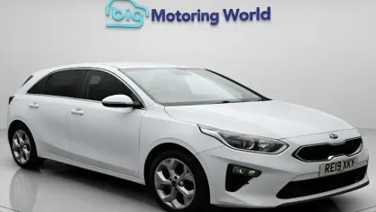 Usado Kia Ceed 116 HP (85 kW) 2019 Citadino