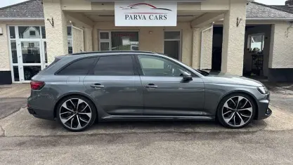 Used Audi RS4 Premium 451 HP (331 kW) 2018 Grey Estate