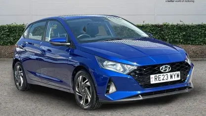 Used Hyundai i20 SE 101 HP (74 kW) 2023 Blue Hatchback