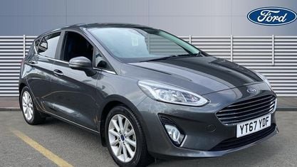 Begagnad Ford Fiesta Titanium 125 HK (91 kW) 2020 Halvkombi