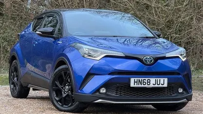 Used Toyota C-HR Sport 122 HP (89 kW) 2019 Nebula blue bitone SUV
