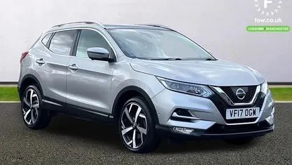 Used Nissan Qashqai Tekna 131 HP (96 kW) 2017 Silver SUV