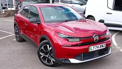Used Citroën e-C4 114 kW (156 HP) 2025 Red Hatchback