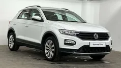 White Used 2018 VW T-Roc SE SUV | £12,995 (Fair price)