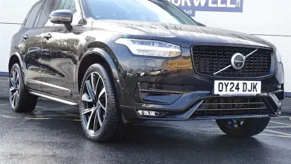 Used Volvo XC90 Plus 250 HP (183 kW) 2024 Black SUV