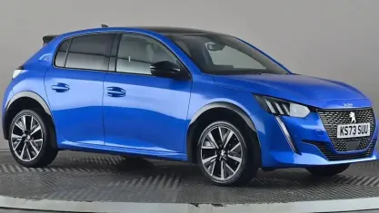 Used Peugeot 208 GT 102 HP (75 kW) 2023 Blue Hatchback
