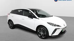 White Used 2024 MG MG4 EV Trophy Hatchback | £19,699 (Fair price)