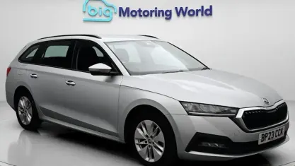 Used Skoda Octavia SE Technology 116 HP (85 kW) 2023 Silver Estate
