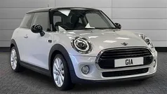 White silver Used 2018 Mini Cooper Hatch Hatchback | £14,250 (Fair price)
