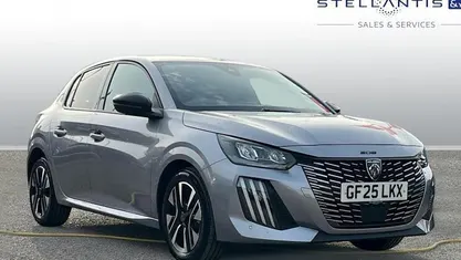 Used Peugeot 208 Allure 101 HP (74 kW) 2025 Hatchback