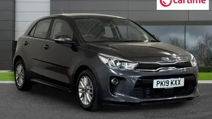 Used Kia Rio 84 HP (61 kW) 2019 Grey Hatchback