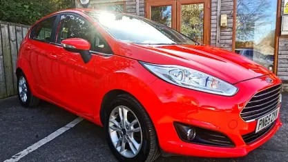 Usado Ford Fiesta Zetec 101 HP (74 kW) 2017 Citadino
