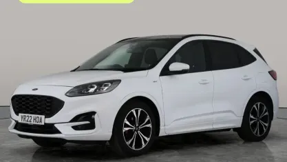 Usado Ford Kuga ST-Line X 120 HP (88 kW) 2021 Branco SUV