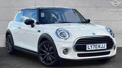 Used Mini Cooper Classic 136 HP (100 kW) 2021 White Hatchback