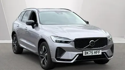 Used Volvo XC60 Plus 250 HP (183 kW) 2025 Silver SUV