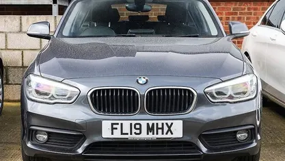 Used BMW 116 Comfort Edition 116 HP (85 kW) 2019 Grey Hatchback