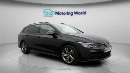 Used VW Golf VIII R-line 150 HP (110 kW) 2022 Black Estate