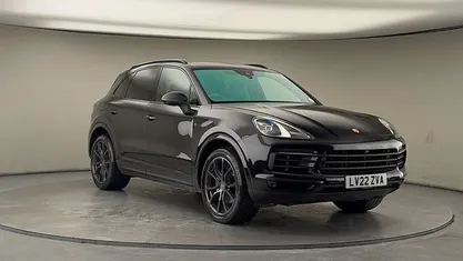 Used Porsche Cayenne Platinum Edition 340 HP (250 kW) 2022 Black SUV