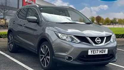Used Nissan Qashqai Tekna 110 HP (80 kW) 2017 Grey SUV