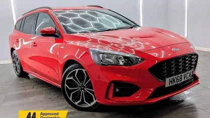 Used Ford Focus ST-Line X 120 HP (88 kW) 2019 Red Estate