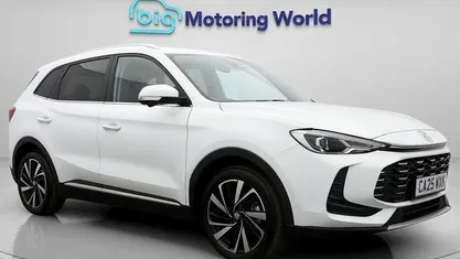 White Used 2025 MG ZS Trophy Sedan | £18,600 (Good price)