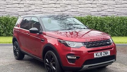Używany Land Rover Discovery Sport HSE 180 KM (132 kW) 2018 Czerwony SUV