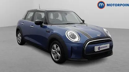 Blue Used 2022 Mini Cooper Classic Hatchback | £16,099 (Fair price)