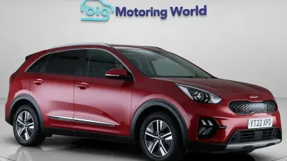 Gebraucht Kia Niro 141 PS (103 kW) 2021 Rot SUV