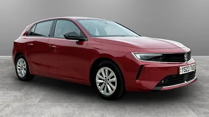 Used Vauxhall Astra Design Edition 131 HP (96 kW) 2025 Hatchback