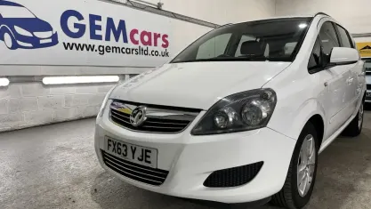 Used Vauxhall Zafira 116 HP (85 kW) 2013 White MPV