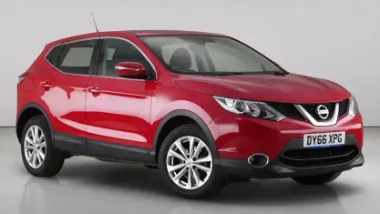 Used Nissan Qashqai Acenta 116 HP (85 kW) 2016 Red SUV