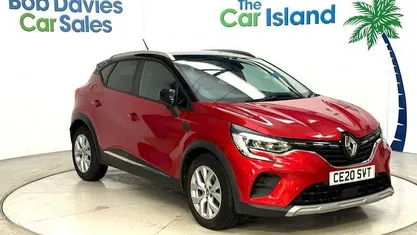 Used Renault Captur Iconic 101 HP (74 kW) 2020 Red SUV