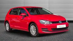 Red Used 2016 VW Golf VII S Hatchback | £7,990 (Fair price)
