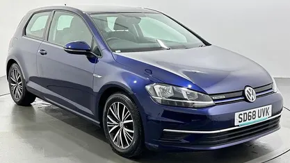 Used VW Golf VII SE 131 HP (96 kW) 2018 Hatchback