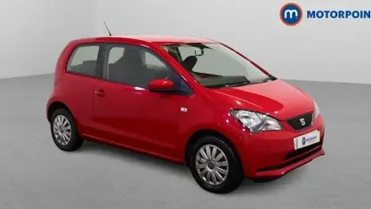 Begagnad Seat Mii SE 60 HK (44 kW) 2017 Röd Halvkombi