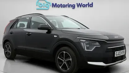 Second-hand Kia Niro 141 CP (103 kW) 2023 Negru SUV