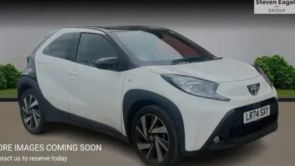 Usado Toyota Aygo X 72 CV (52 kW) 2025 SUV