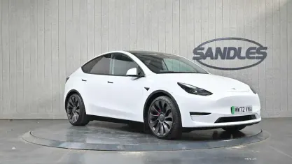 Used Tesla Model Y Performance 392 kW (534 HP) 2022 White SUV