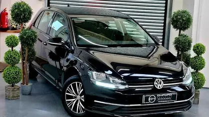 Used VW Golf VII SE 125 HP (91 kW) 2018 Hatchback