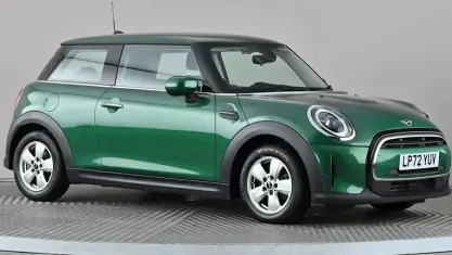 Used Mini Cooper Classic 136 HP (100 kW) 2022 Green Hatchback