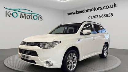Used 2015 Mitsubishi Outlander P-HEV Estate | £8,000 (Good price)