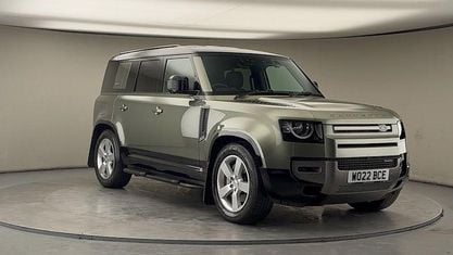 Używany Land Rover Defender Dynamic 404 KM (297 kW) 2022 Zielony SUV
