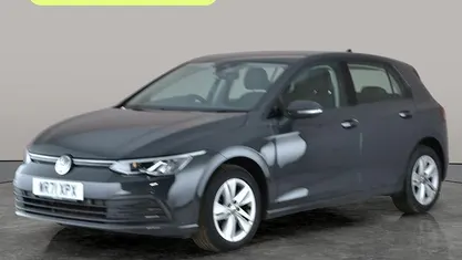 Used VW Golf VIII Life 116 HP (85 kW) 2024 Hatchback